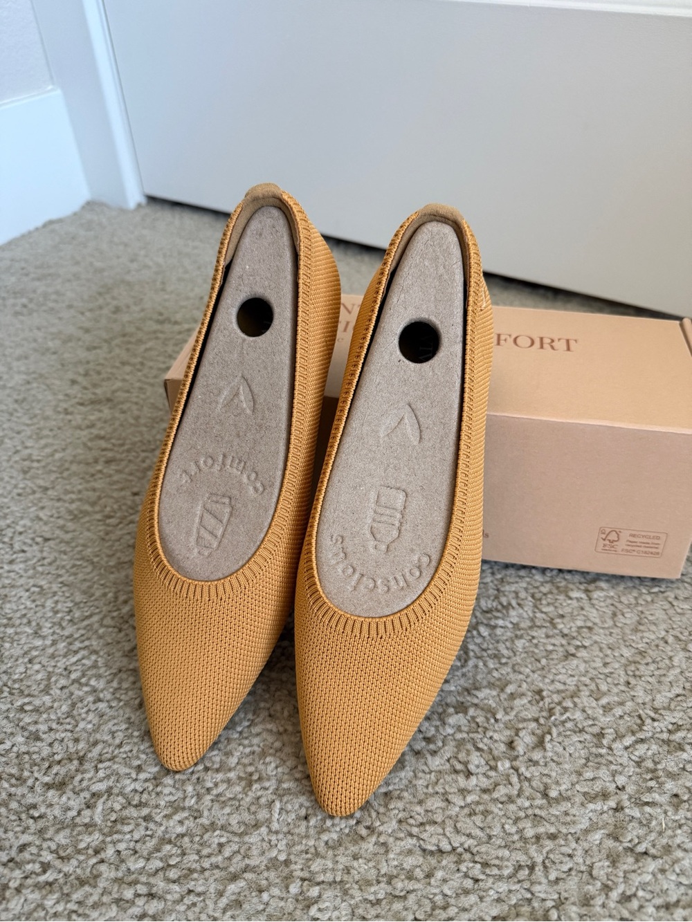 Seasonal color, VIVAIA Aria Foldable Flats - Ginger Yellow